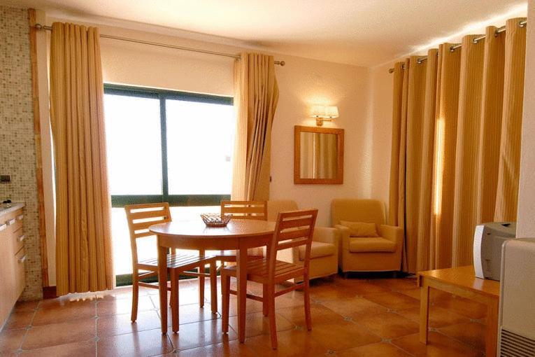 Aparthotel Olhos D'Agua 알부페이라 외부 사진